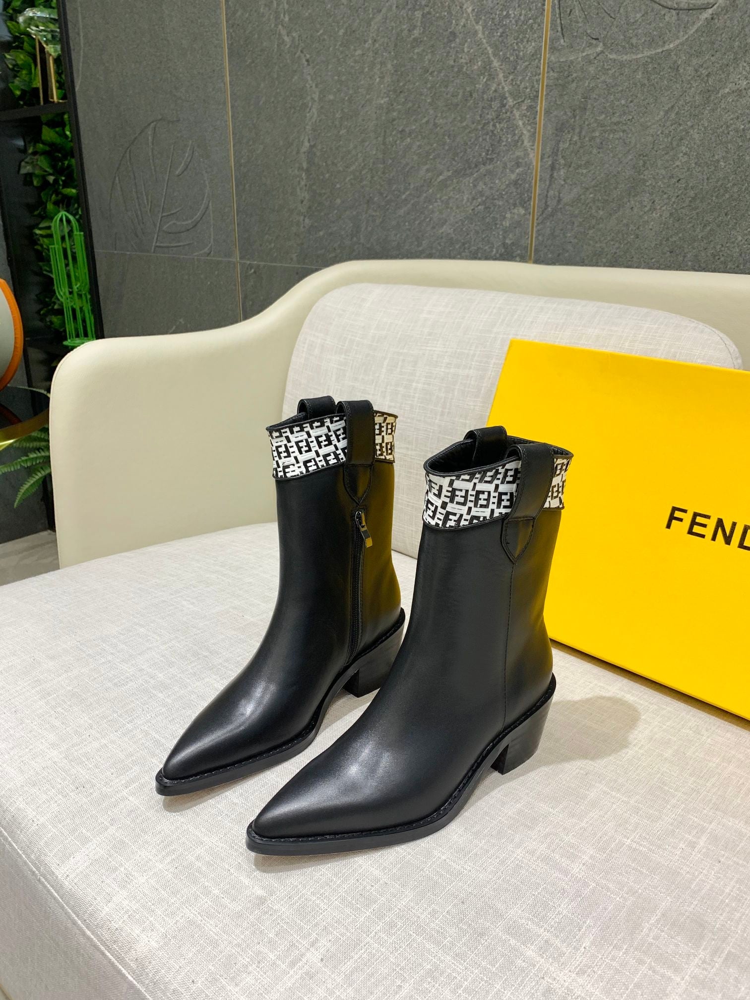 FENDI 2021 Trending Women's men Leather Side Zip Lace-up Ankle Boots Shoes High Boots08130xf