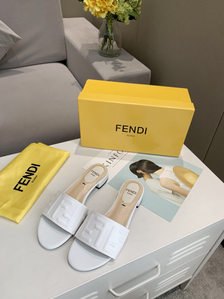 Fendi classic casual home beach sandals for men women trendy sli