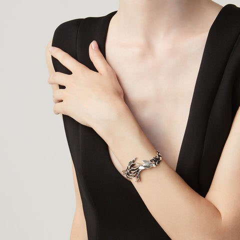 A Giovanni Raspini Skin Bracelet shown on model