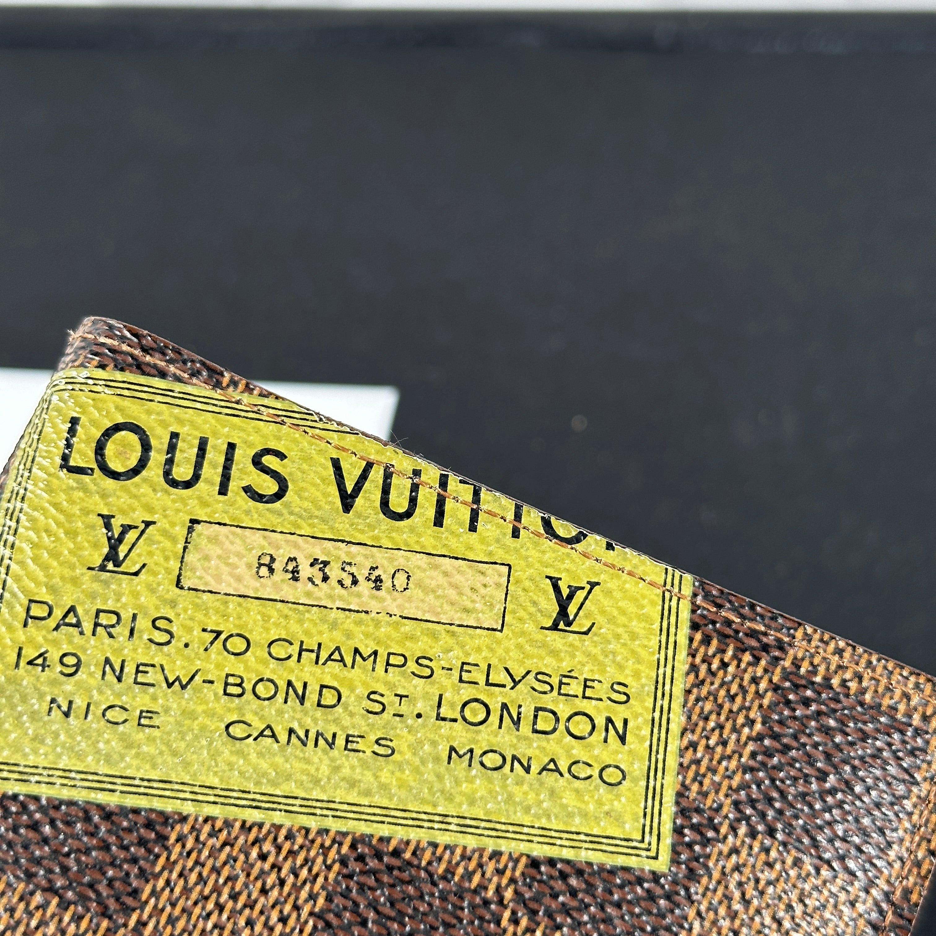 NTWRK - Louis Vuitton Agenda PM (SP2079)