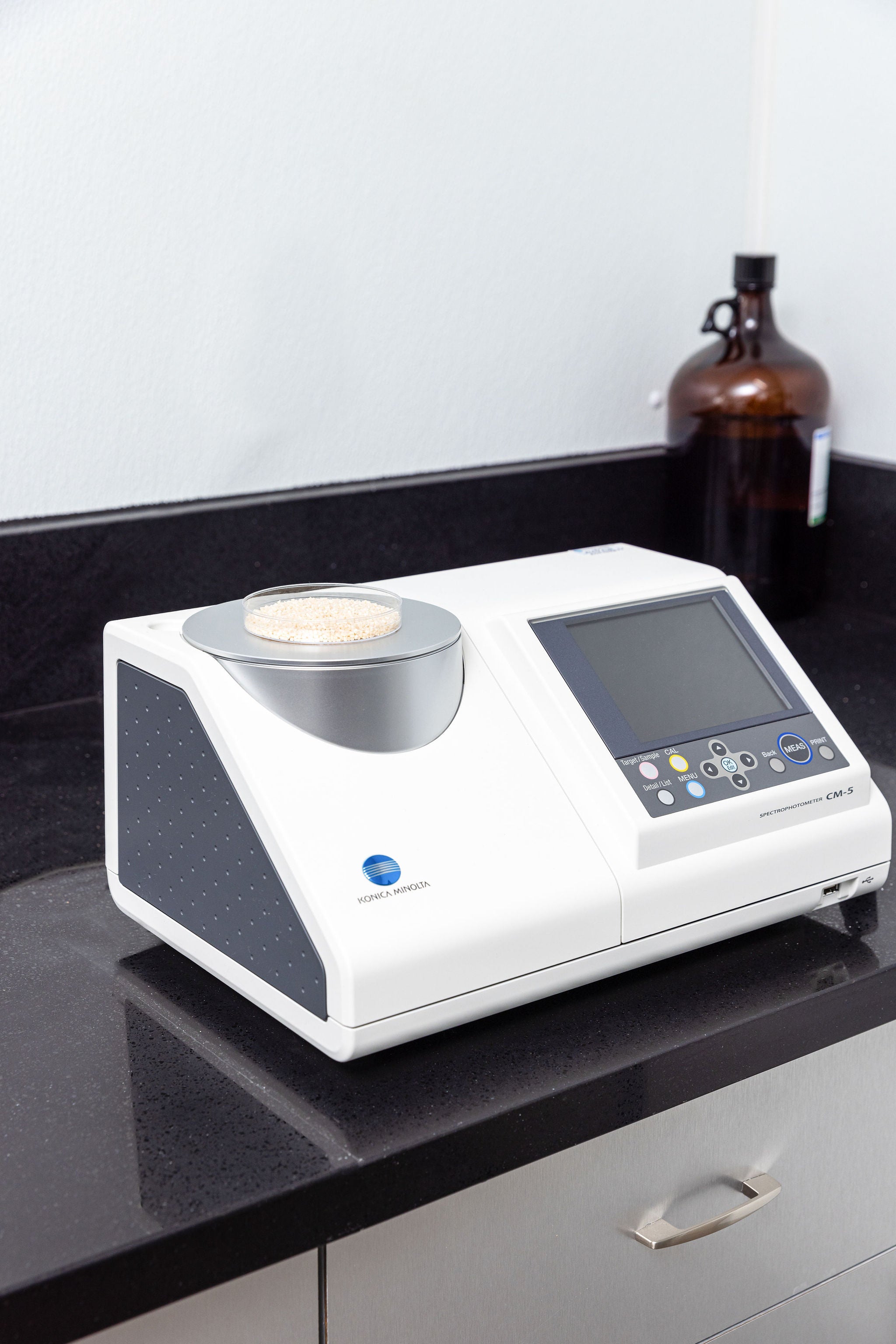 Spectrophotometer 