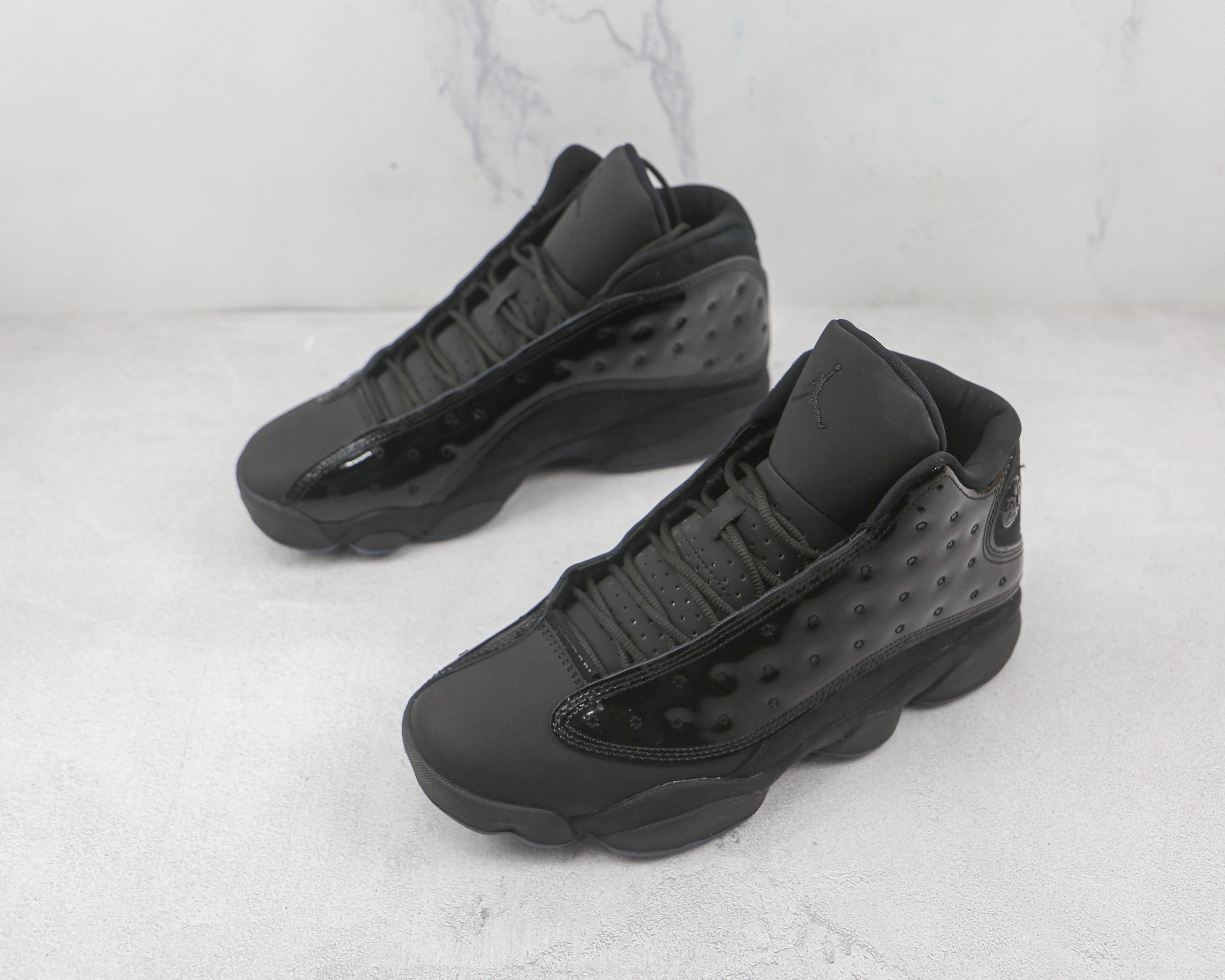 Nike Air Jordan 13 Cap and Gown 414571-012 Low Basketball Shoes 