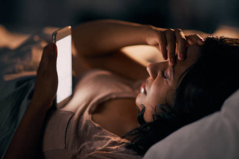 Tech and Sleep: How to Keep Gadgets from Messing with Your Zzz's!