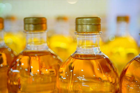 Image of hydrogenated oil, a processed oil used in processed foods and baking for its solid texture, but with negative health effects and being replaced with healthier alternatives