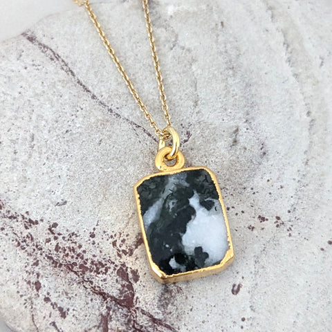 The Rectangle Tree Agate Gold necklace