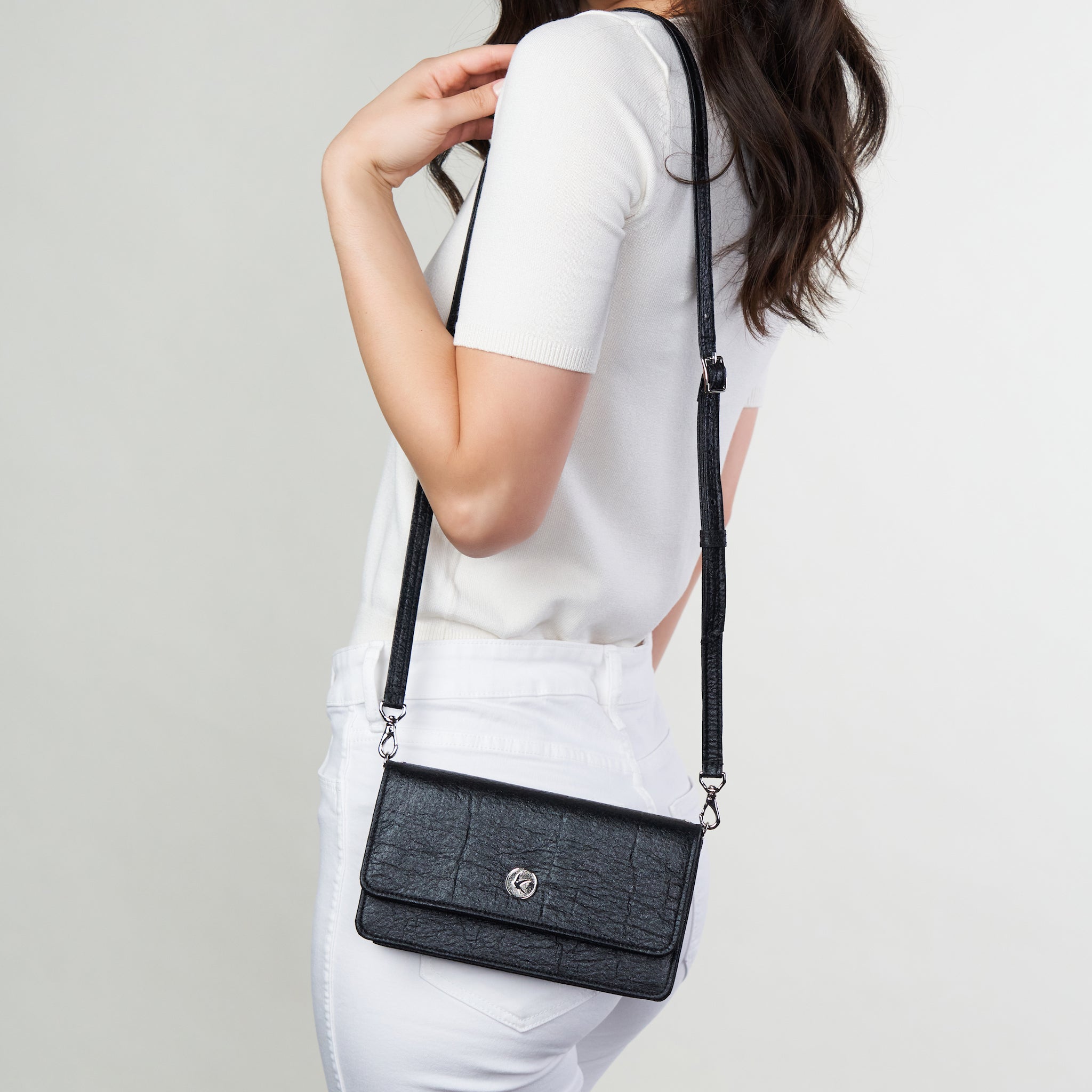 Svala - Luxury Vegan Handbags, Purses, Totes, Backpacks & Wallets