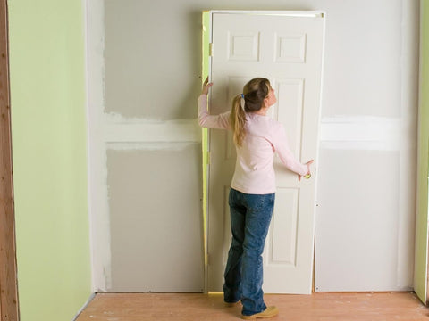 How to Hang an Internal Door