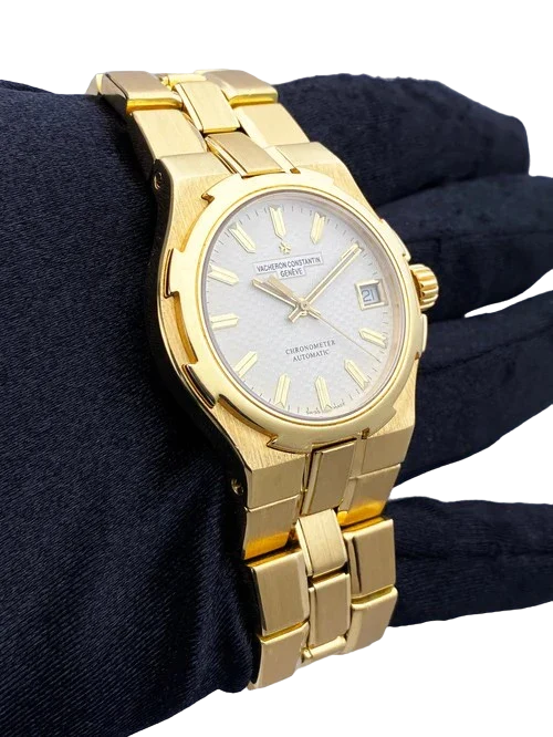 Vacheron Constantin Overseas 42050 18K Yellow Gold Mens Watch