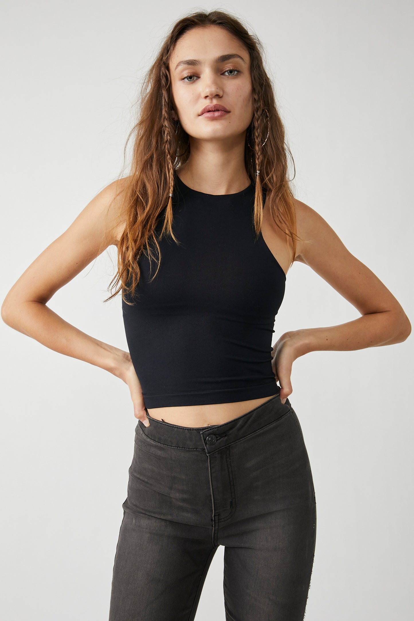 Crop Top Seamless Black - SWIMALAIAH