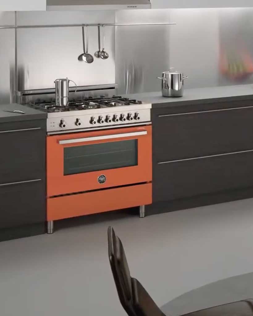 Key-Considerations-for-Choosing-a-Luxury Range cooker