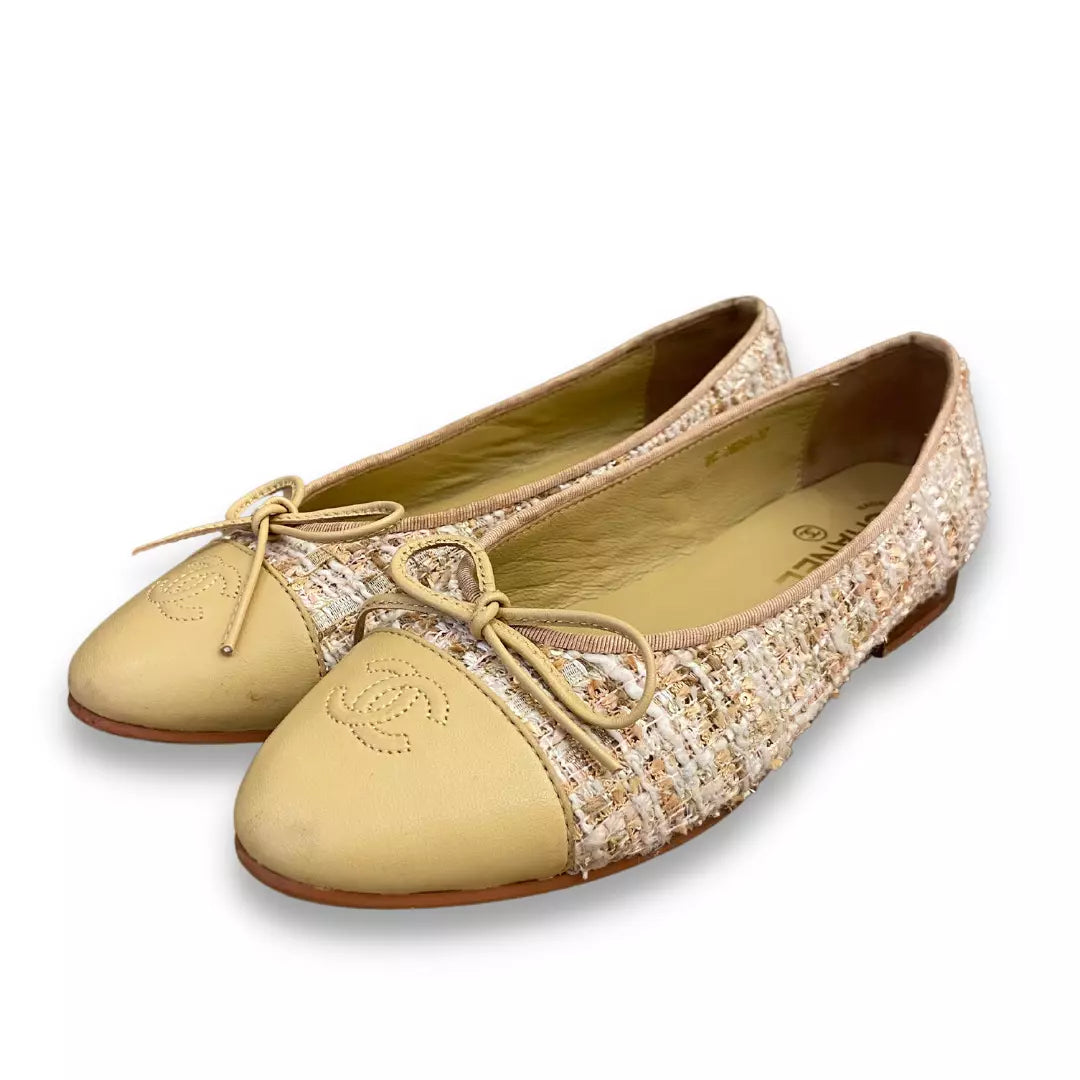 Chanel Beige Tweed and Leather Ballet Flats – EYE LUXURY CONCIERGE