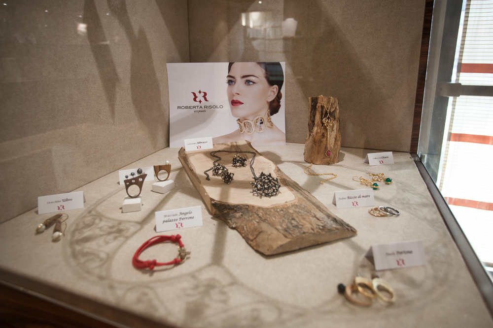 Roberta Risolo espone i suoi gioielli al Resort Risorgimento di Lecce