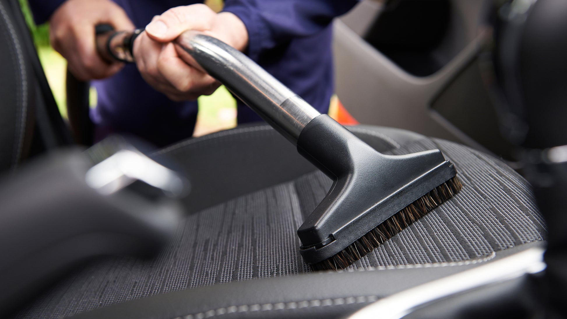 kuvert TVsæt Alternativ Indvendig rens af sæder i bil ( 3 til 5 personers bil ) – Møbelrens.nu