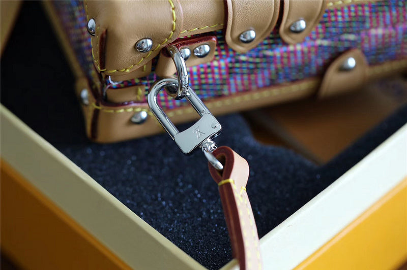 Ver Fashion Lu-Vi bags - 8209 1832