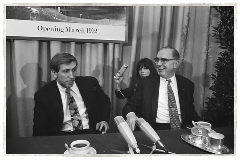 Bobby Fischer et Max Euwe à l'hôtel Hilton d'Amsterdam en 1972, Photo : Bert Verhoeff, Anefo