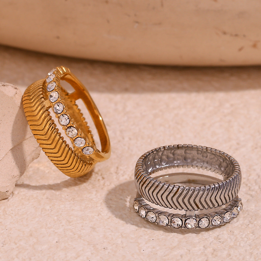 Double layered fishbone patterned diamond ring - gold / No.6