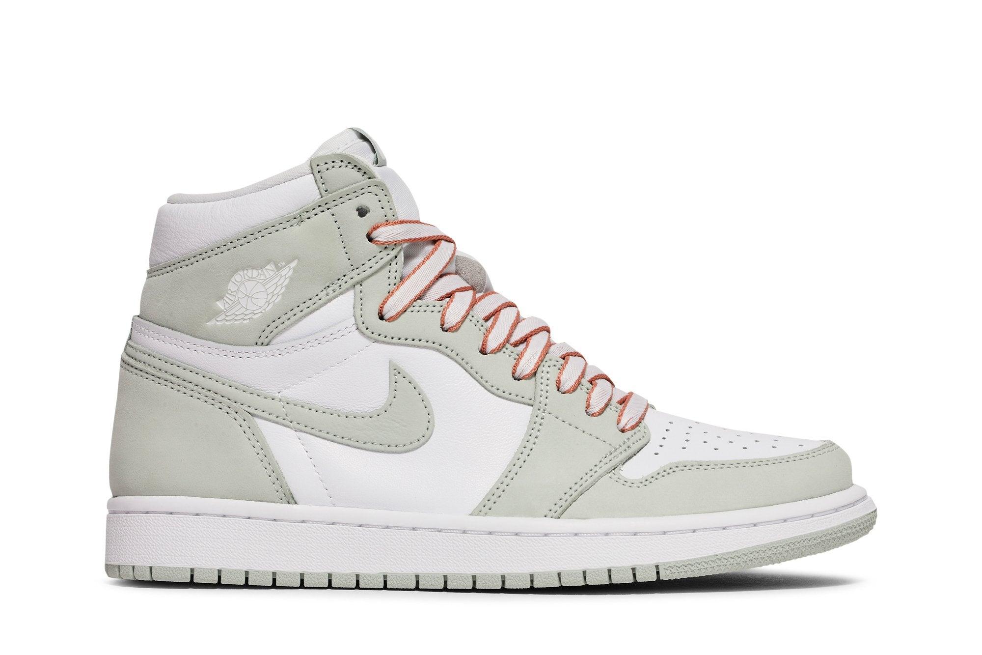 Tênis Air Jordan 1 High Seafoam Verde - Vista Lateral