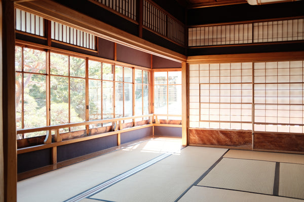 A traditional Japanese tatami room in Kiunkaku villa in Atami