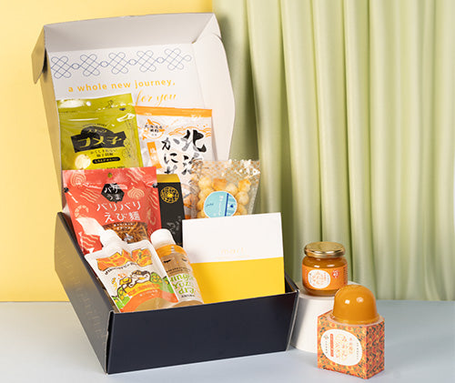 Merry Citrus Omiyage Snack Box by JAPAN RAIL CLUB