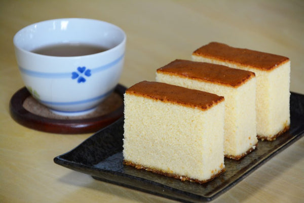 Castella and tea