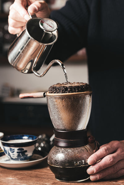 Coffee drip manually by hand