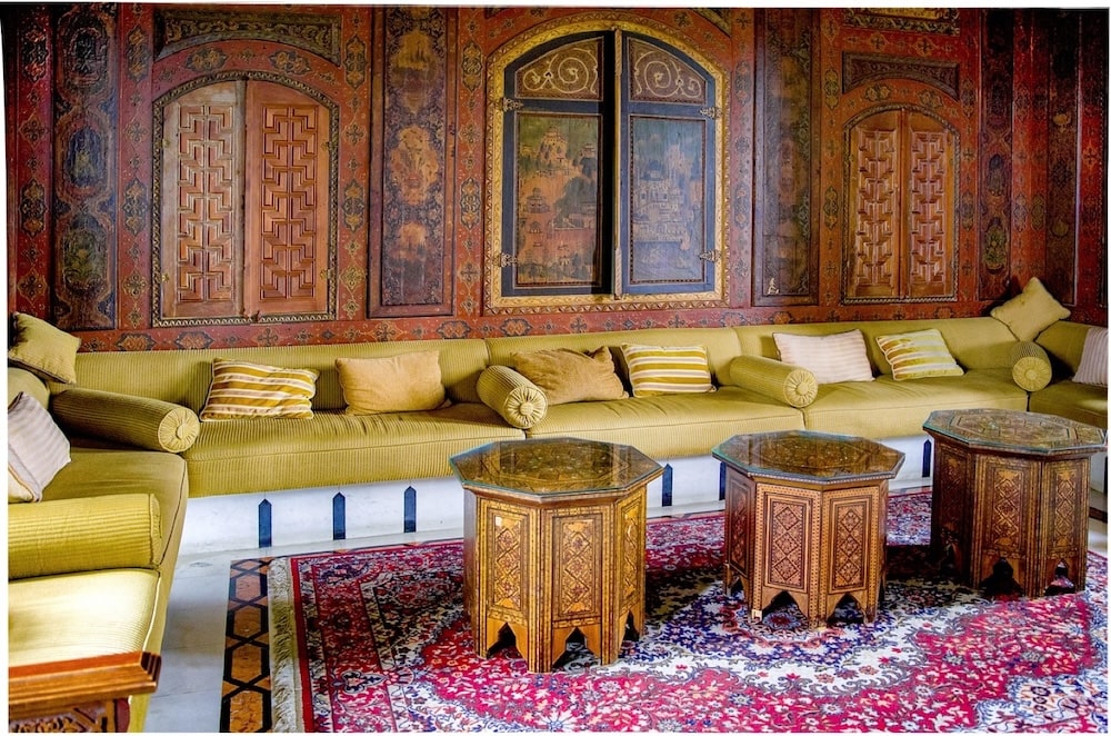 Salon marocain moderne: 10 conseils pour une décoration réussie