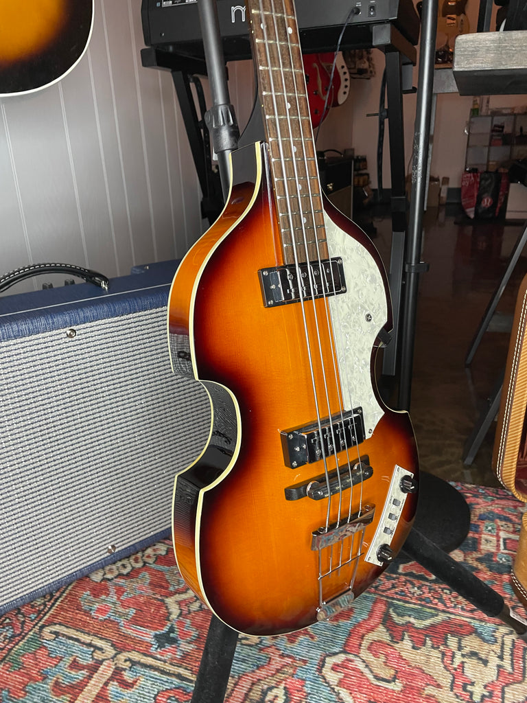 Hofner B-Bass HI-Series