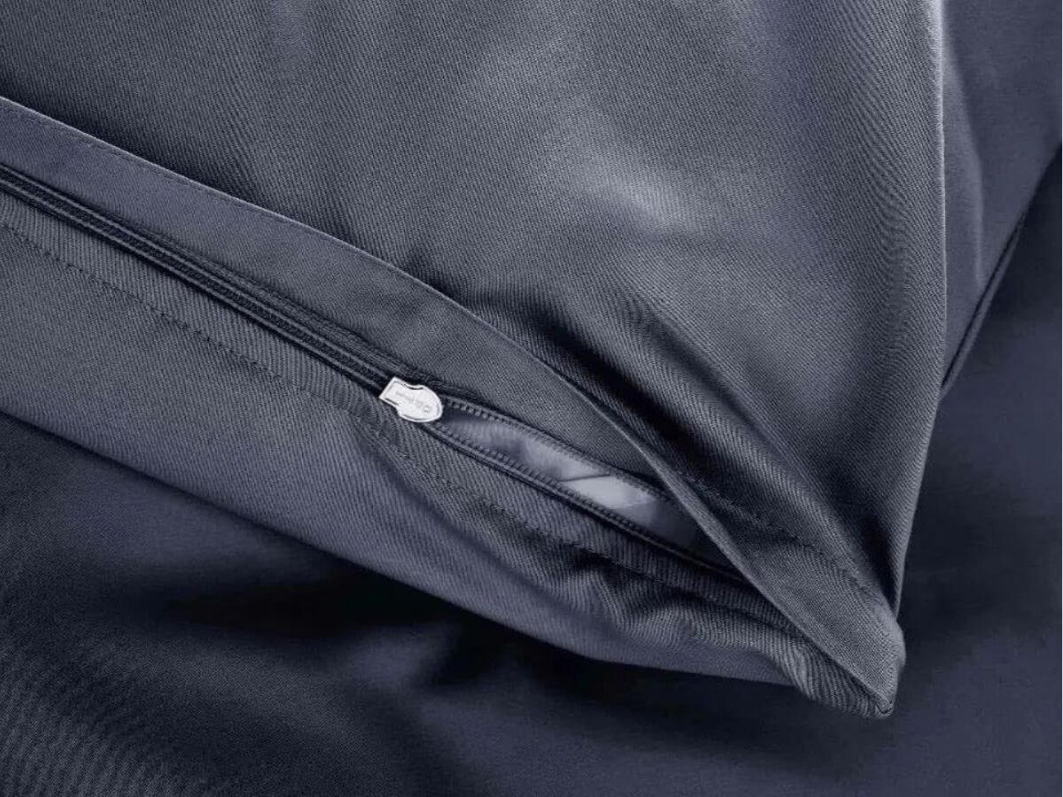 Kissenbezug in günstig Kaufen-Mako-Satin Kissenbezug 40x80 cm - 2 Stk. Mako-Satin Kissenbezug 40x80 cm - 2 Stk <![CDATA[Gönnen Sie sich die pure Entspannung und ein luxuriöses Schlafgefühl mit den Pure Comfort Mako-Satin Kissenbezug. Gefertigt aus 100 % merzerisierter Baumwolle, st