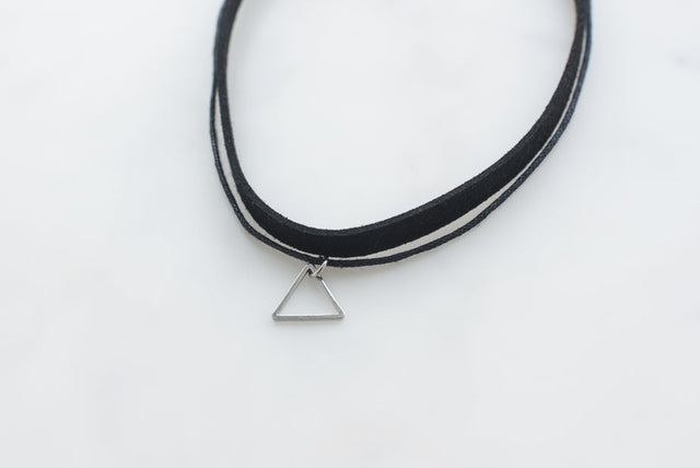 Picture of Choker with Triangle