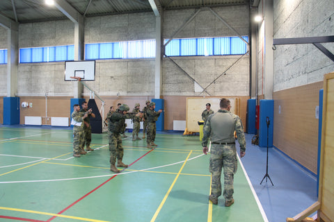 Trainingsgruppe mit Laser Academy bei Skill Competionen in Bosnien