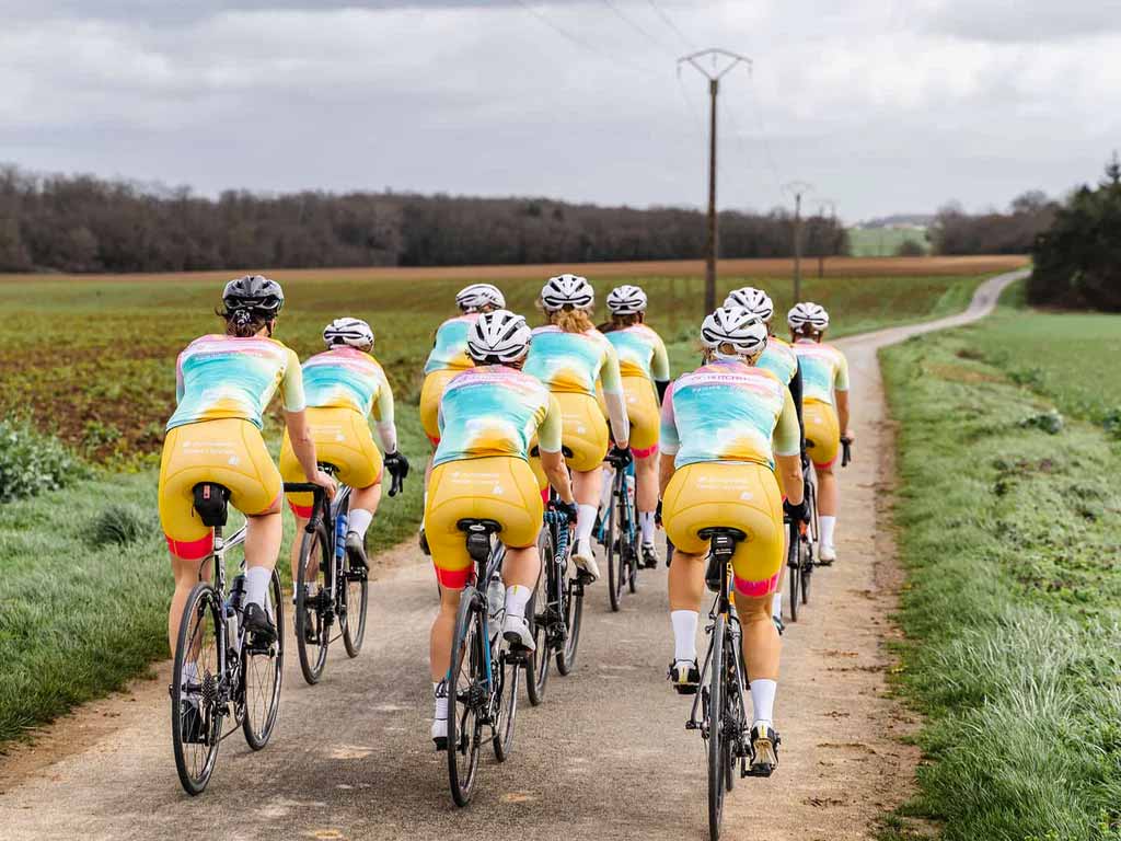 Gsport-veste-a-equipe-Hutchinson-Femme-&-Cycliste-for-the-Etape-du-Tour-de-France