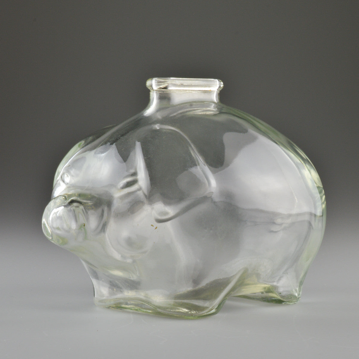 Featured image of post Anchor Hocking Glass Piggy Bank / This bank is in very good condition, no chips or cracks.