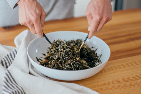 cooking brown seaweed