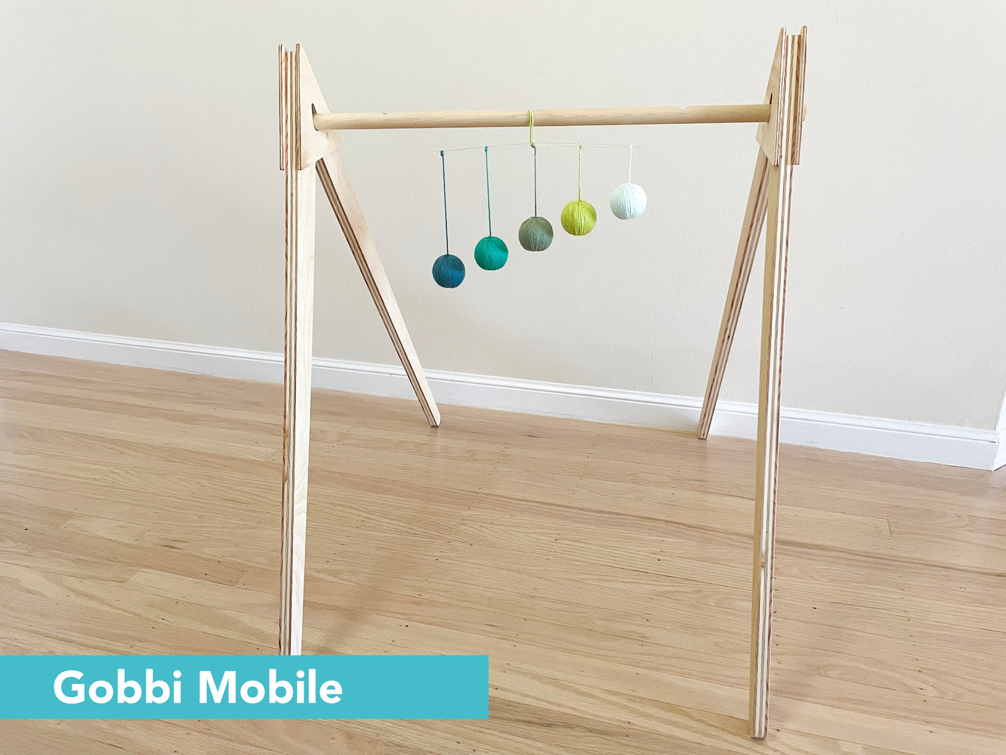 Gobbi Mobile on Baby Gym