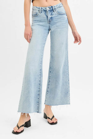 Low Rise Wide Leg Raw Cut Hem Jeans - shopDylanJ.com