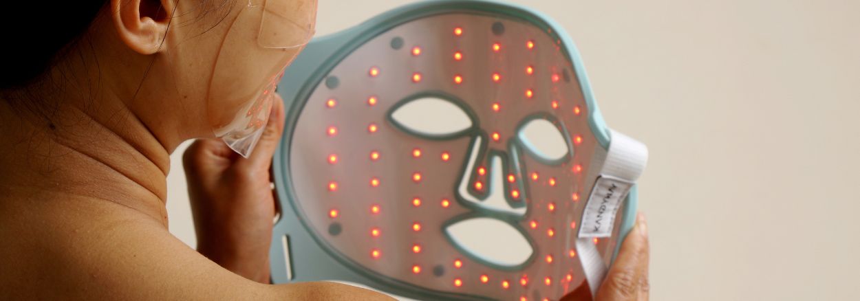 usage of red light therapy mask - kandyway