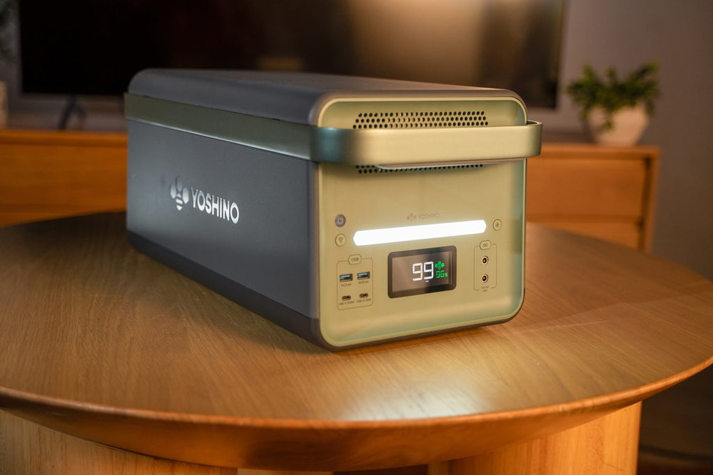 Yoshino B4000 Portable Power Station Home Backup Product Shot