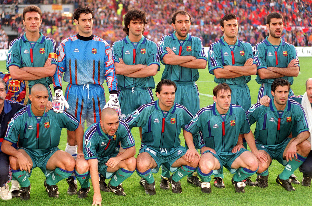 Barcelona 1995/97 away vs PSG | Cult Kits