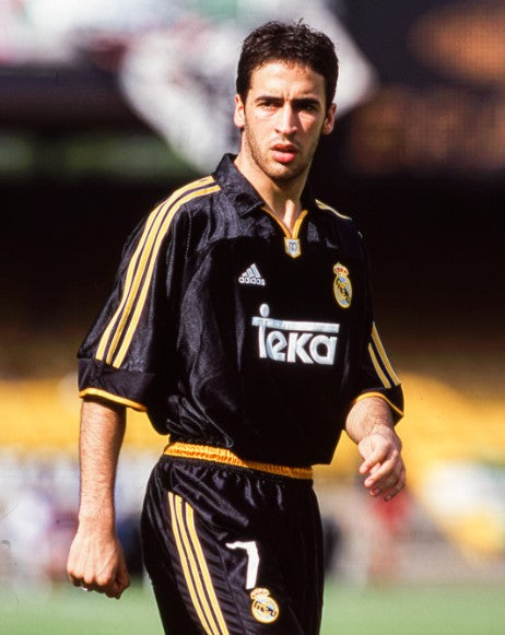 Cult Kits - Real Madrid 1998-01 Raul Gonzalez