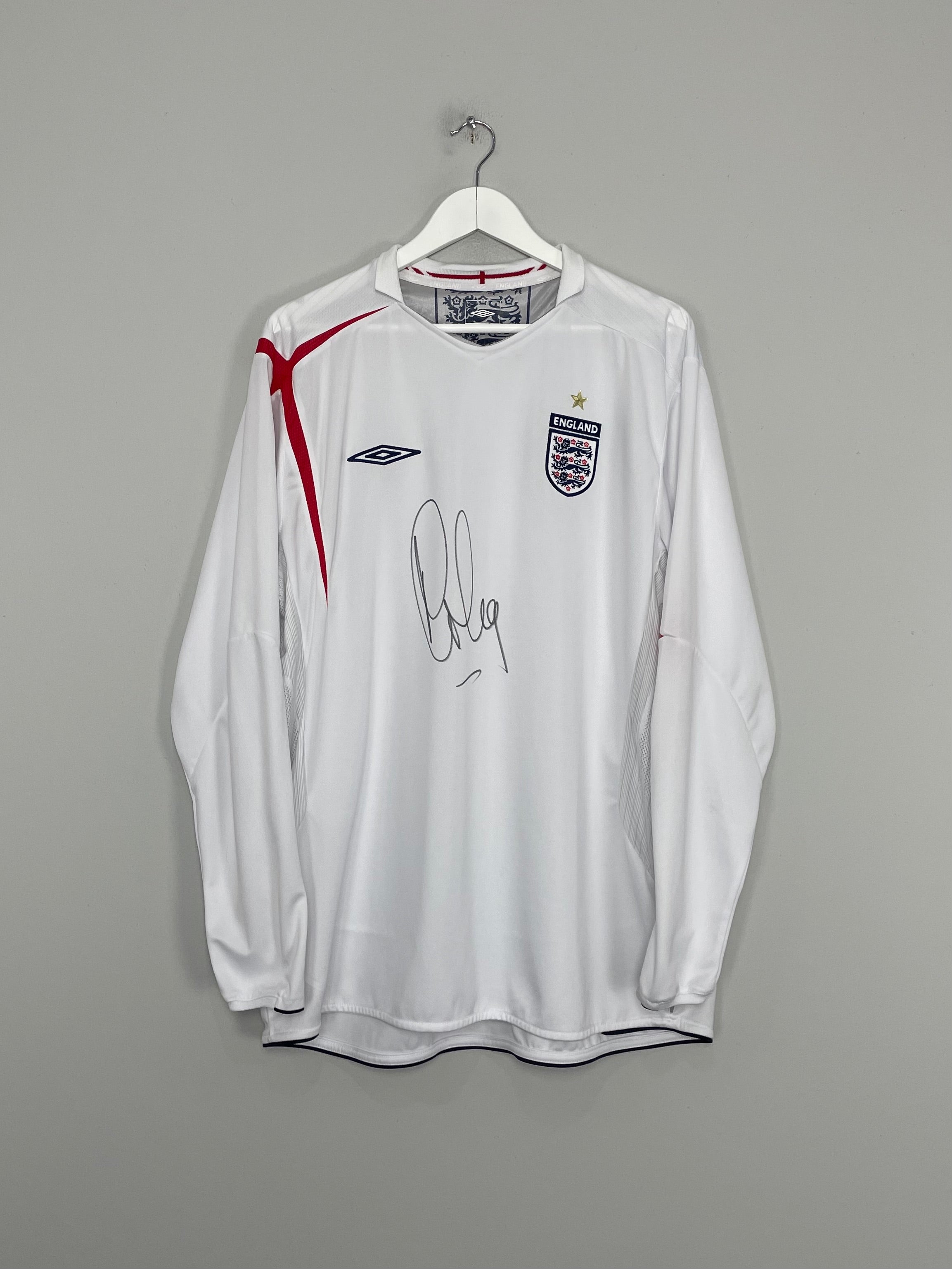 2005/07 ENGLAND *SIGNED* L/S HOME SHIRT (XXL) UMBRO