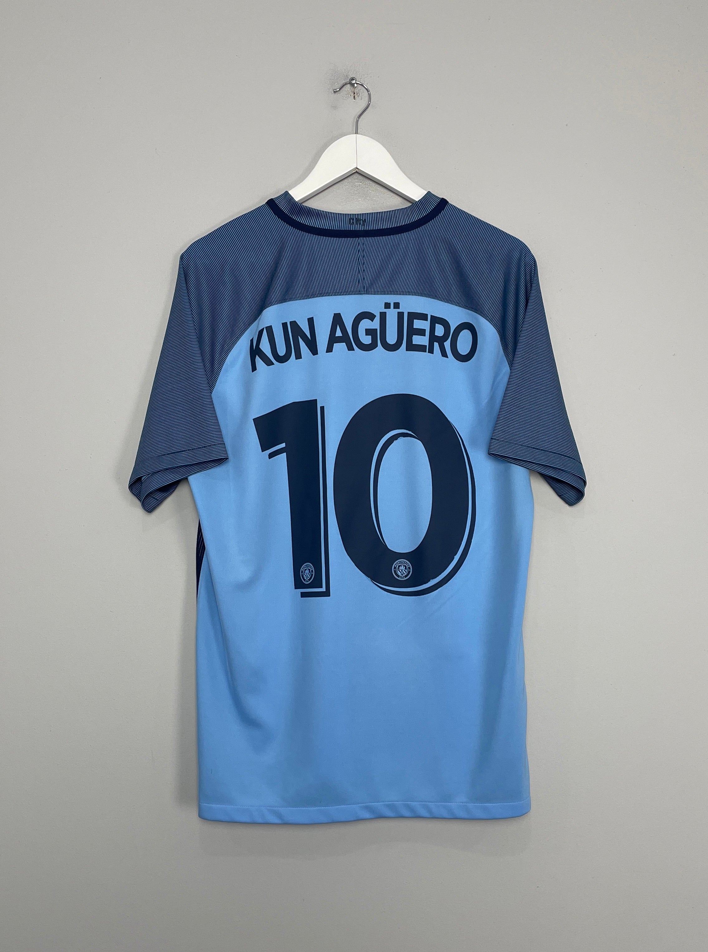 2016/17 MANCHESTER CITY AGUERO #10 HOME SHIRT (L) NIKE