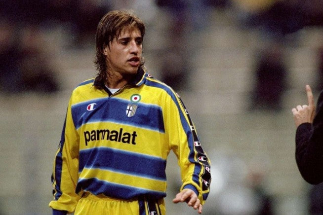 Parma 1999-2000 Home shirt Hernan Crespo | Cult Kits