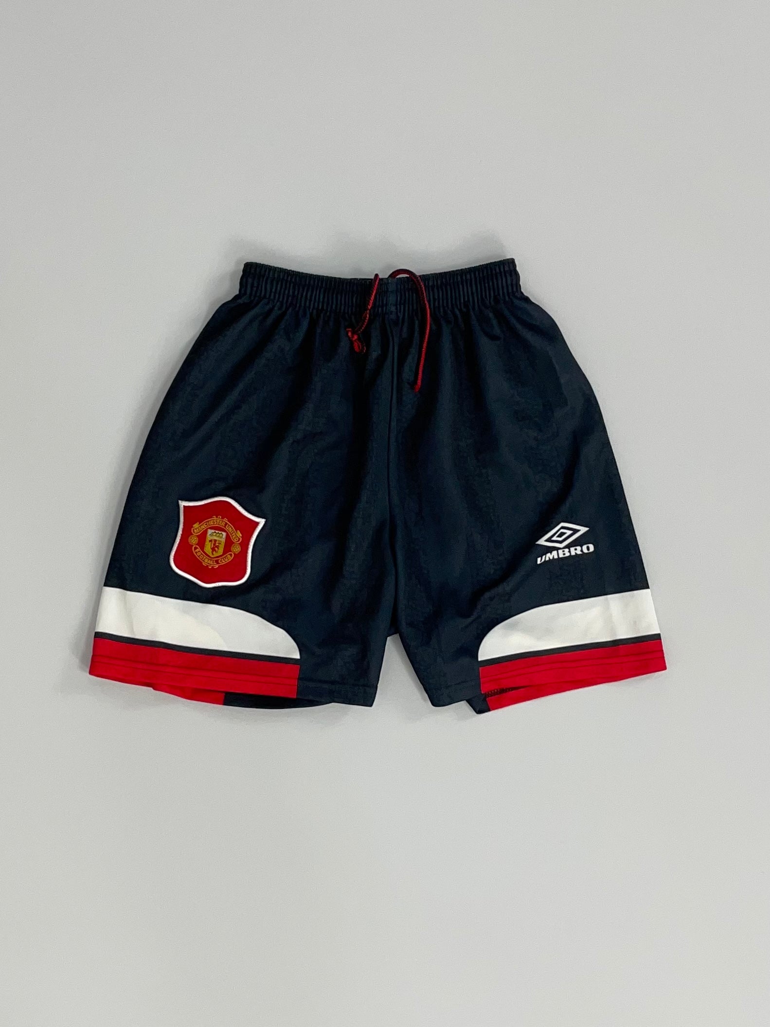 1994/96 MANCHESTER UNITED AWAY SHORTS (L.KIDS) UMBRO