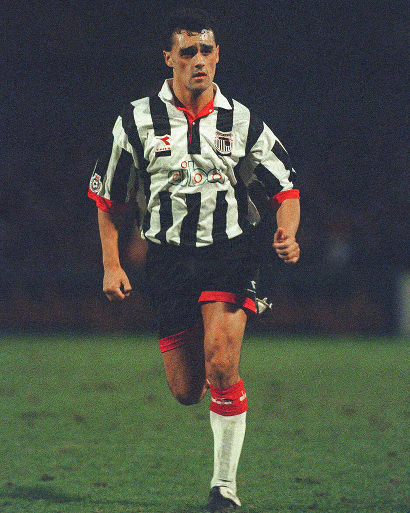 Grimsby-94-95-shirt-cult-kits-rich-lyons-interview