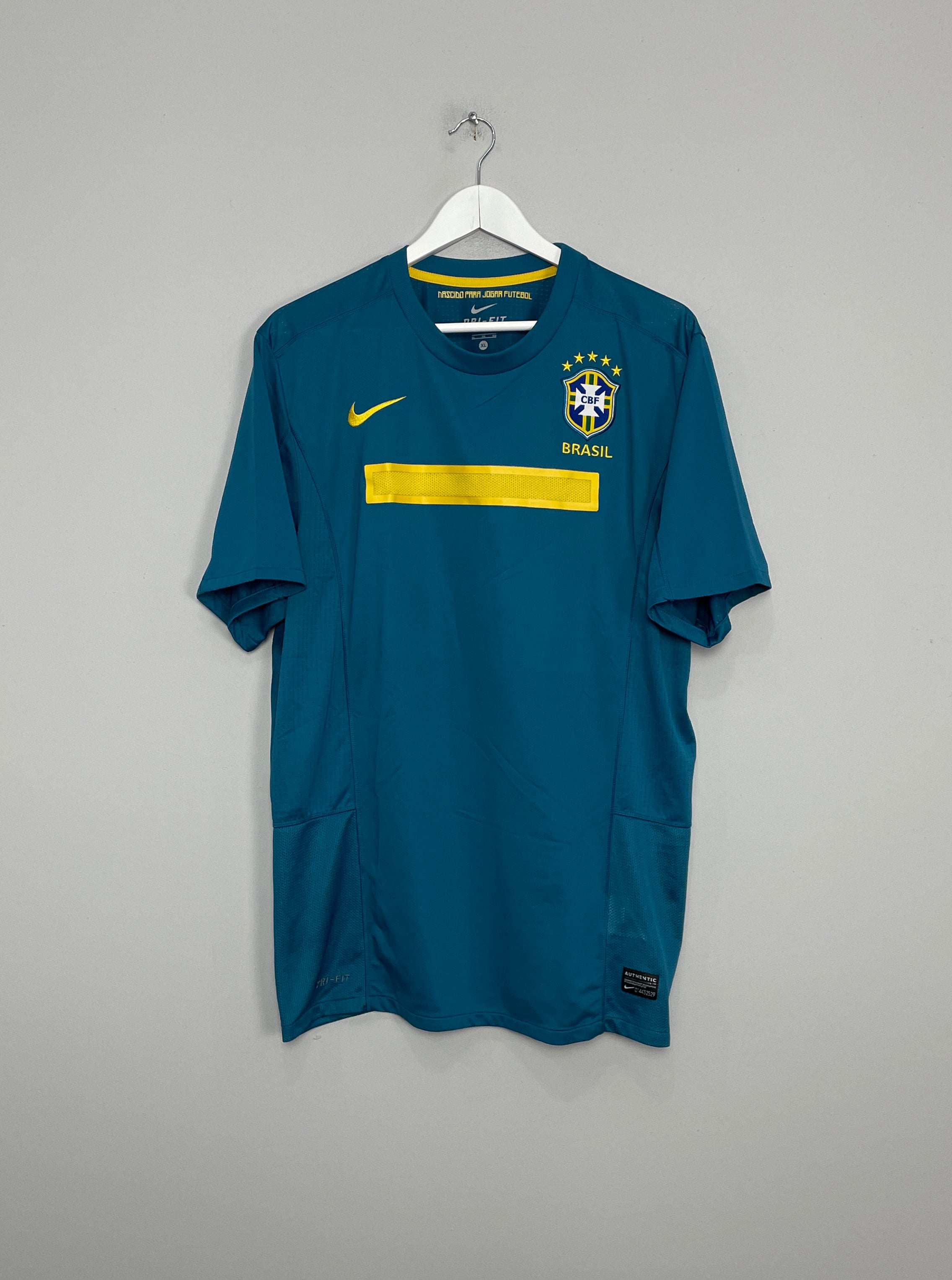 2011/12 BRAZIL AWAY SHIRT (XL) NIKE