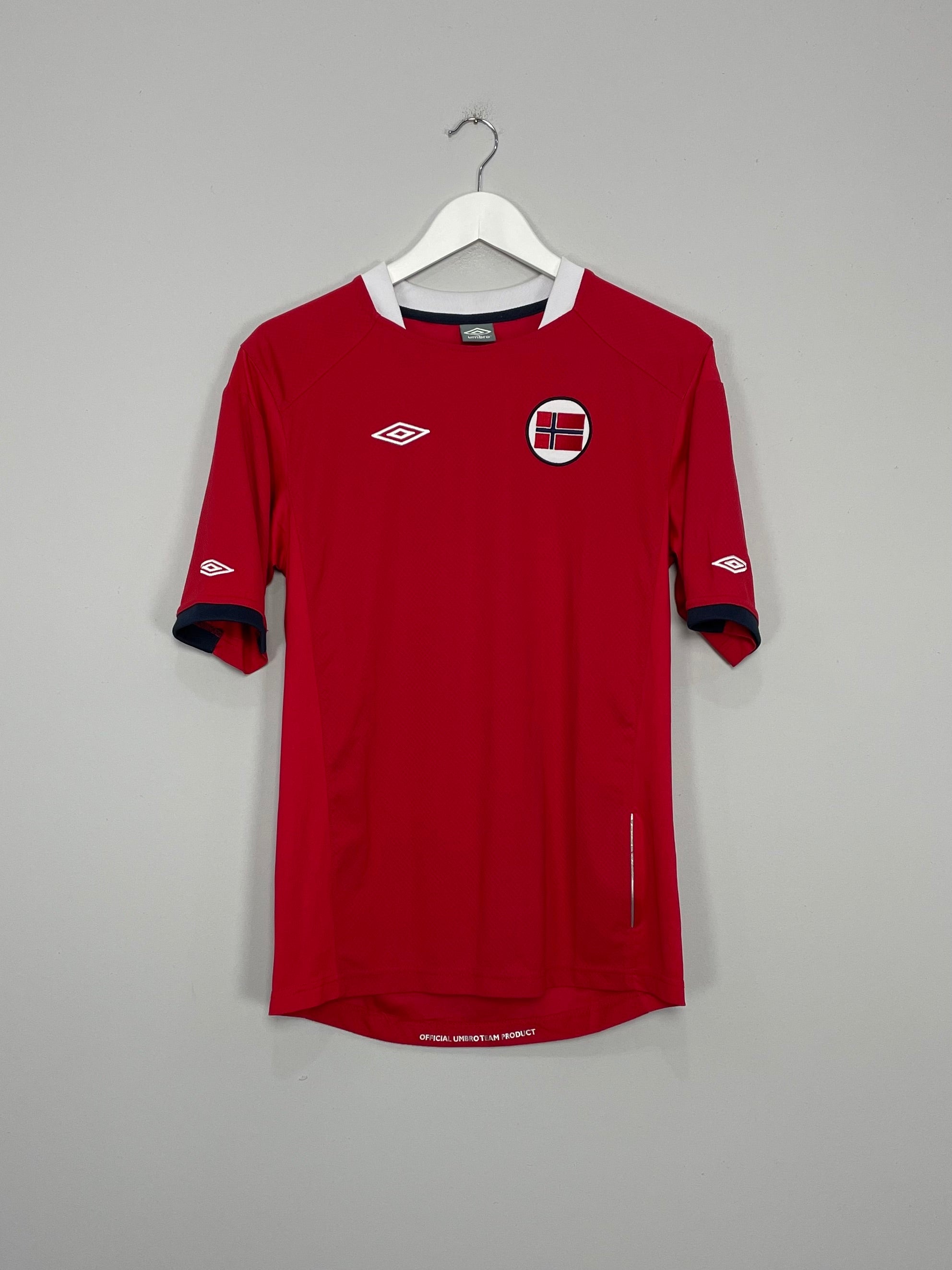 2010/11 NORWAY HOME SHIRT (S) UMBRO