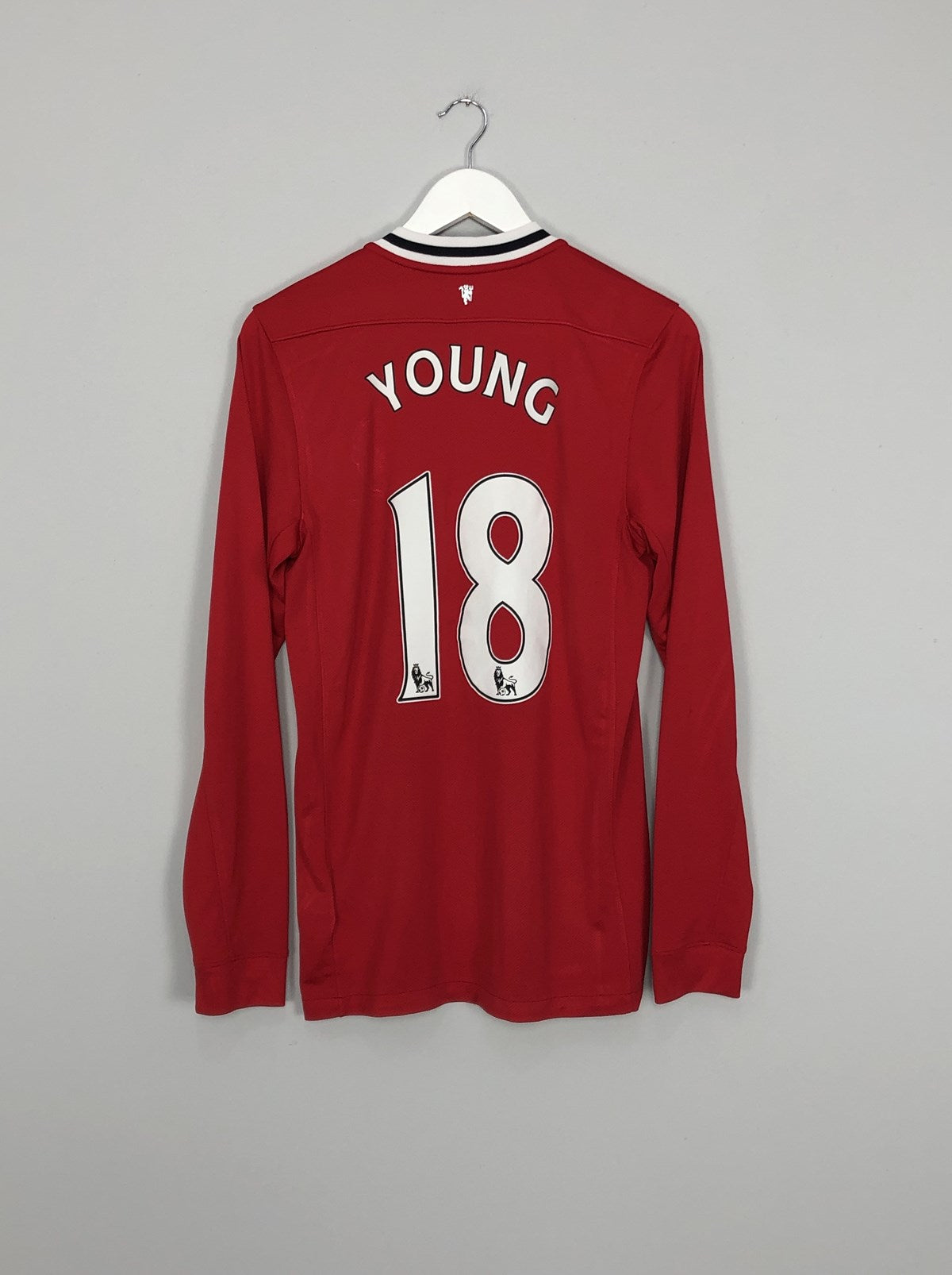 2011/12 MANCHESTER UNITED YOUNG #18 L/S HOME SHIRT (S) NIKE