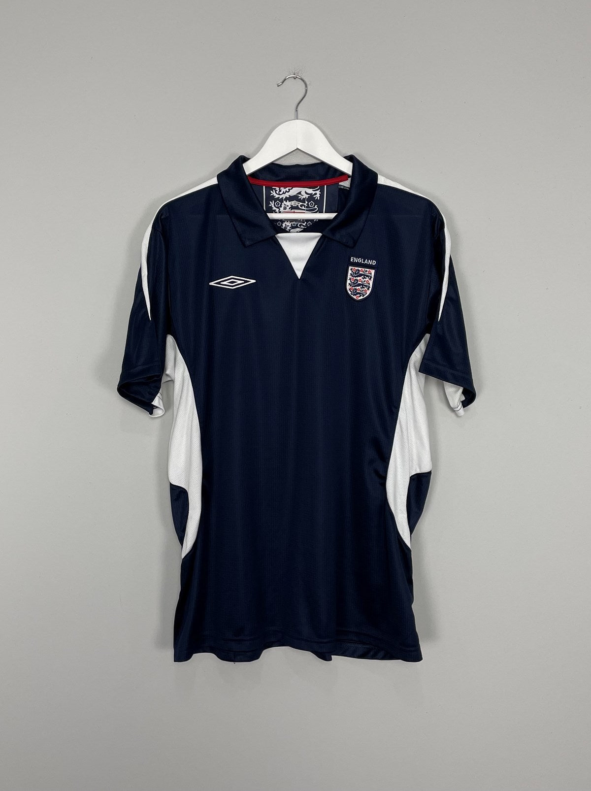 2004/06 ENGLAND UMBRO TRAINING SHIRT (XL)