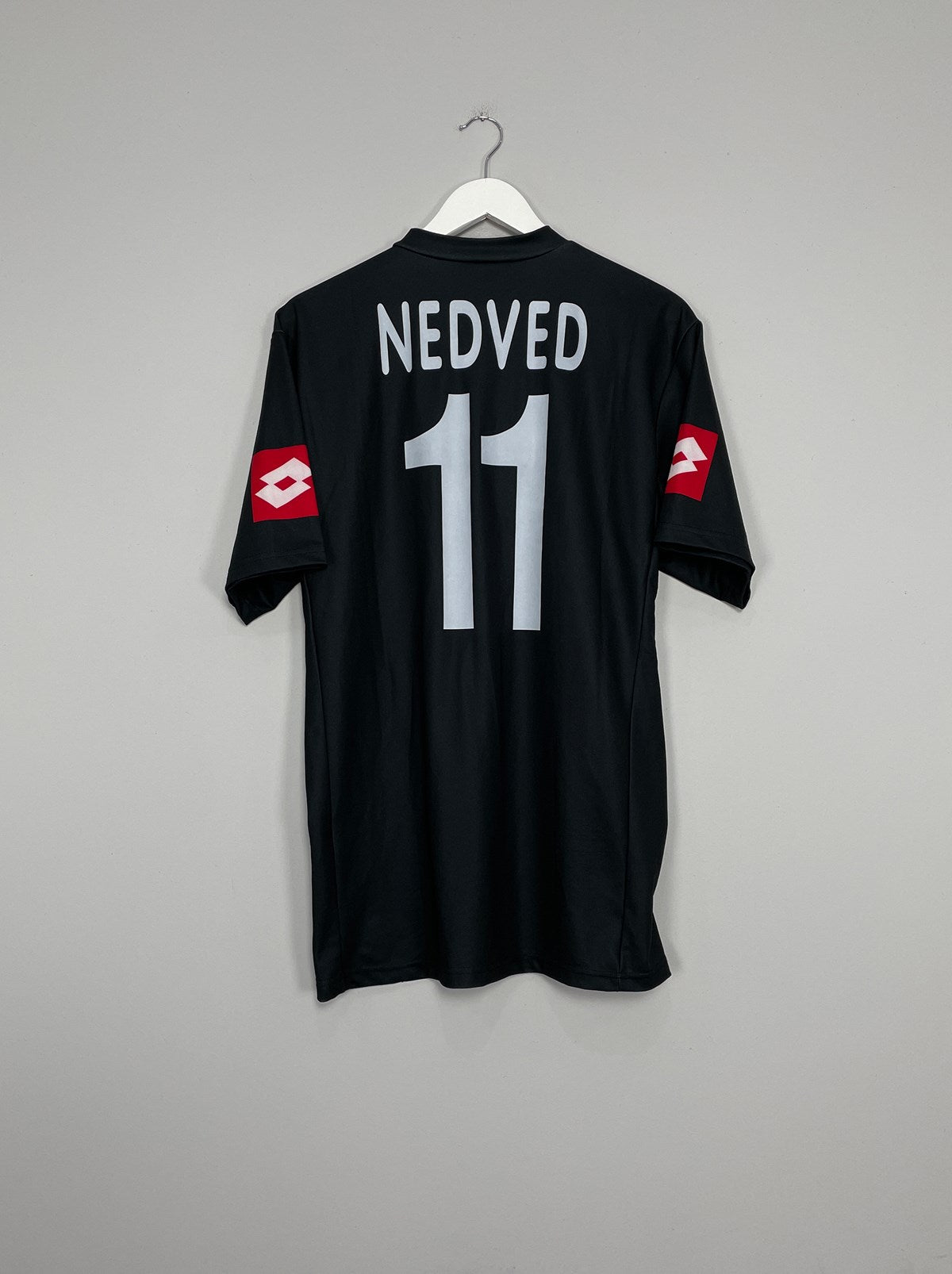 2001/02 JUVENTUS NEDVED #11 AWAY SHIRT (XL) LOTTO