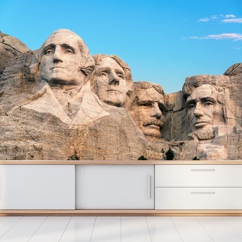 Classic view of Mount Rushmore Wallpaper